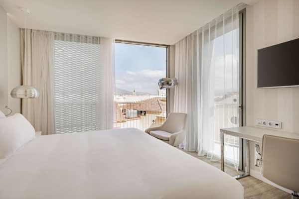 Malaga-Cycling-Hotel-Eat-Sleep-Cycle-Room