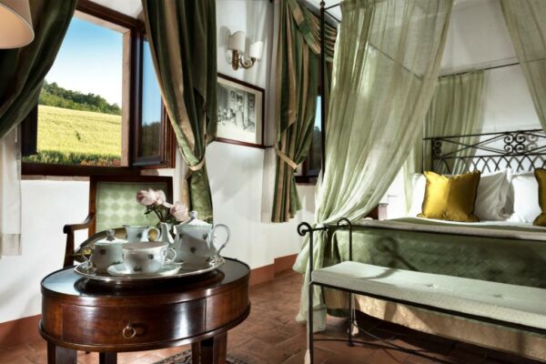 Tuscany-Cycle-Tour-Relais-Osteria-dell-Orcia-Room