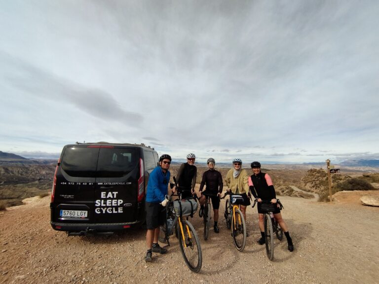 Badlands-Eat-Sleep-Cycle-Supported-Group-Tour