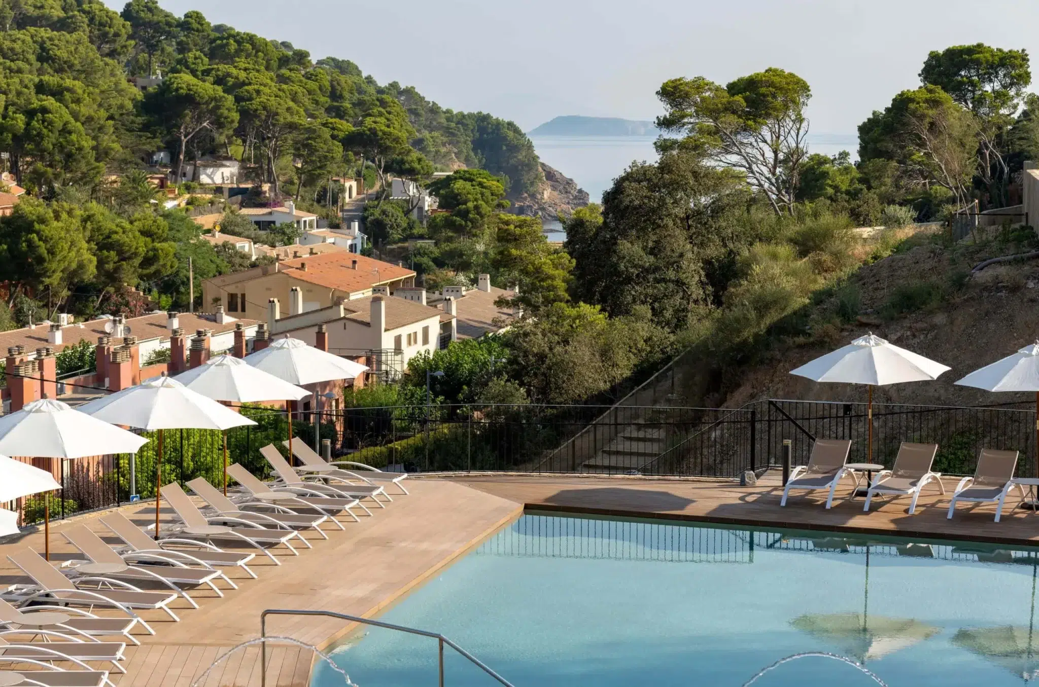 Talaia Plaza Eco Resort