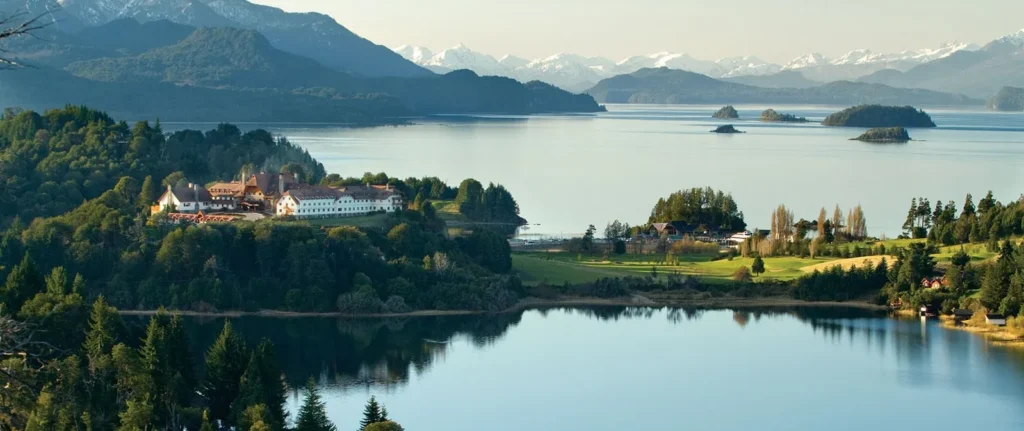 Patagonia Lakes & Volcanoes: Chile to Argentina